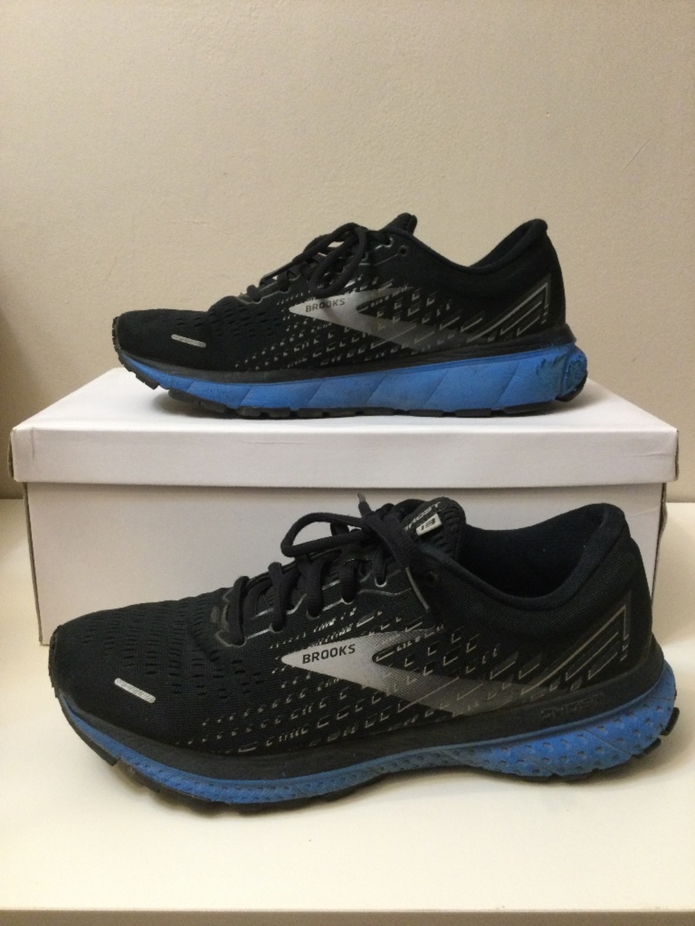 Brooks Ghost 13 Running Shoes Men 8.5 US ( 42 EU ) Dark Navy Blue Sneakers